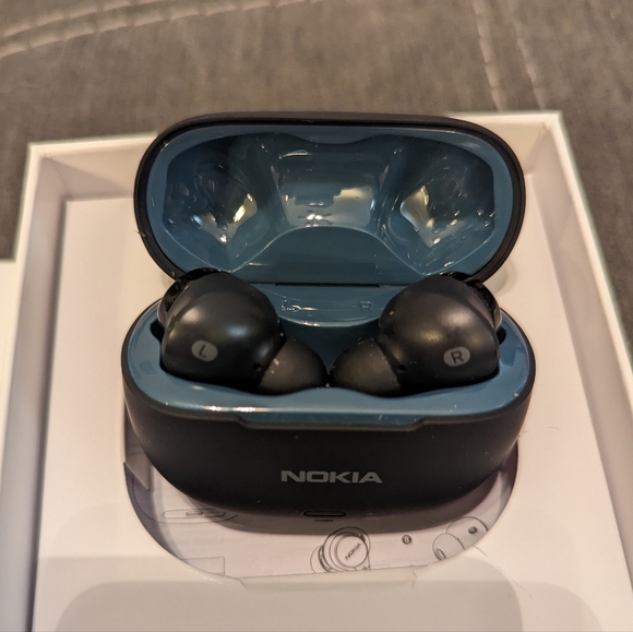 Nokia Clarity Earbuds Pro NWT Wireless Charging Case Bluetooth ENC/AMC Gaming 🎧 - Picture 6 of 6